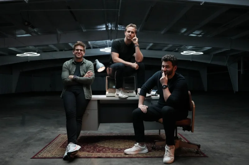 Linq привлекает $20 млн на интеграцию ИИ-ассистентов в мессенджеры